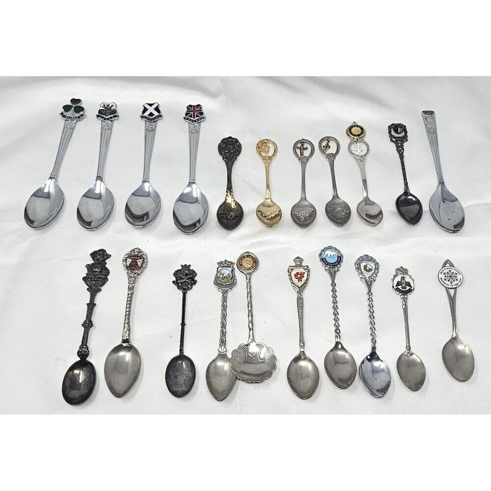 Lot of 21 Vtg Quality Souvenir Spoons Silver Plate Mixed Metals Enamel Charms